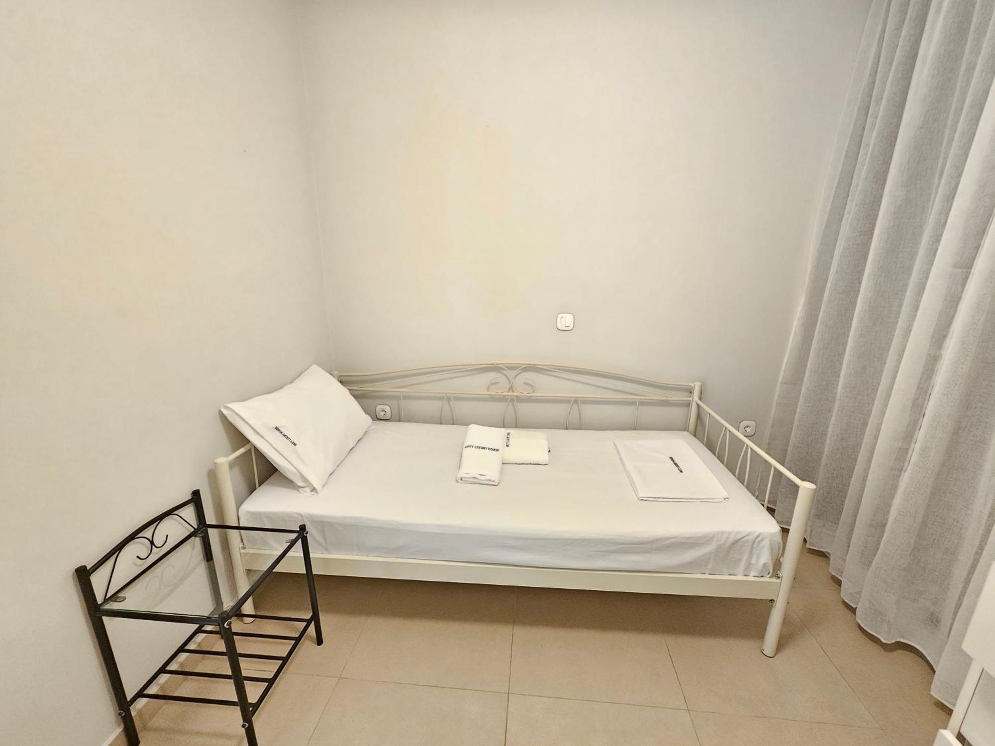 Grey Luxury House Daire Ypsos Dış mekan fotoğraf