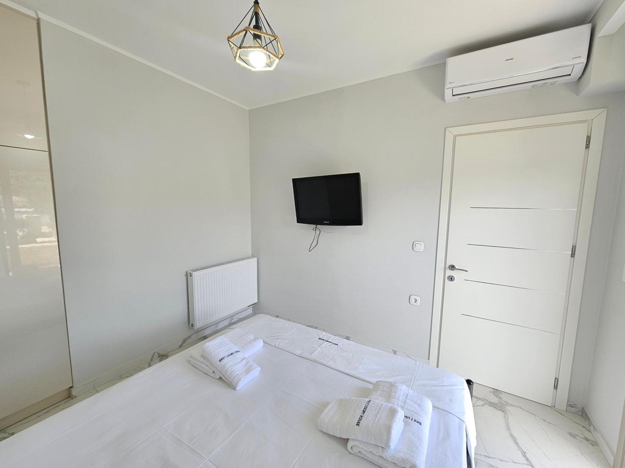 Grey Luxury House Daire Ypsos Dış mekan fotoğraf